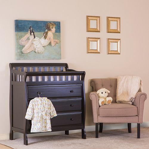 Dream On Me Marcus Changing Table and Dresser