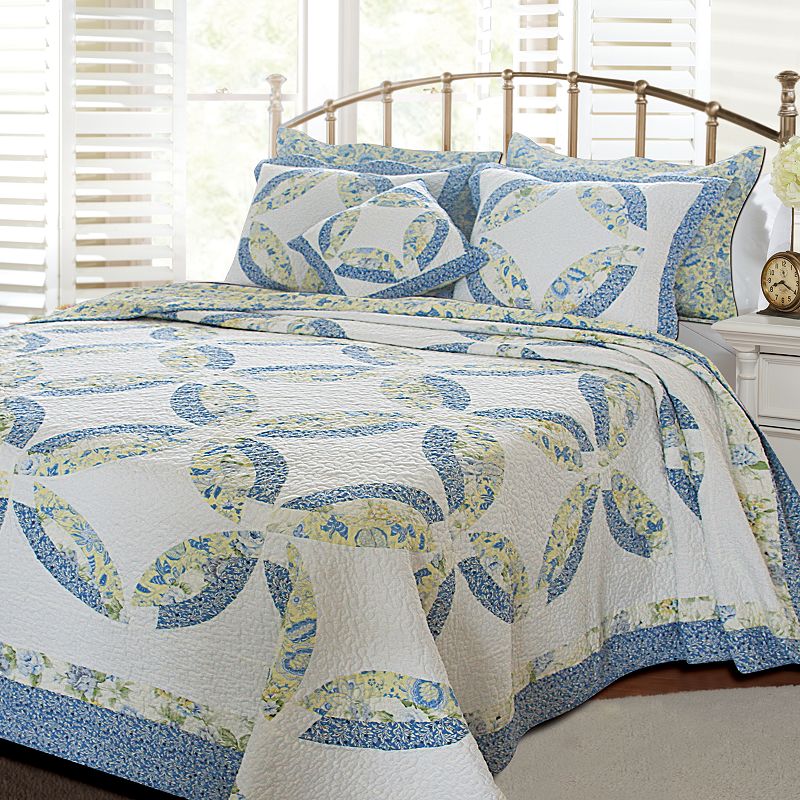 Francesca Reversible Quilt Set