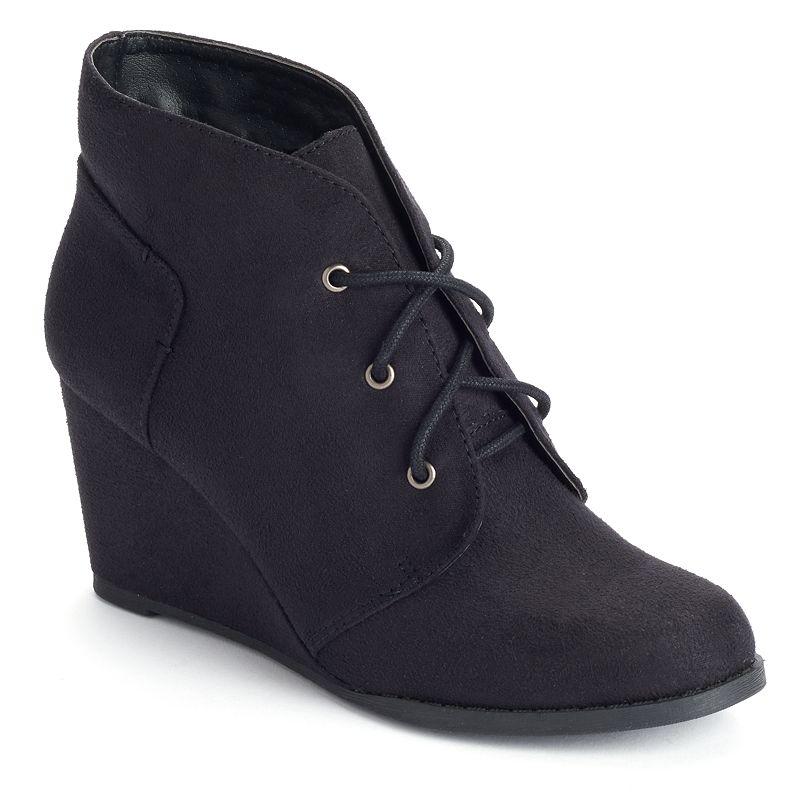 SOÃ‚Â® Women's Lace-Up Wedge Ankle Booties