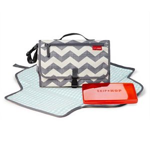 Skip Hop Pronto Diaper Clutch Changing Station