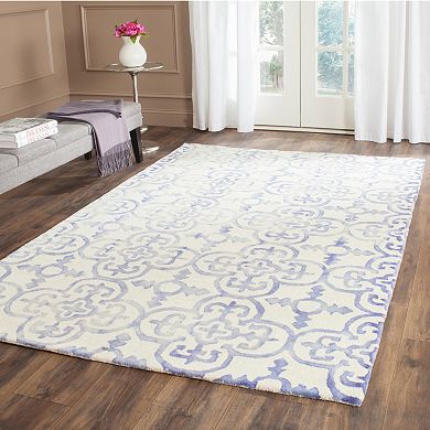 Safavieh Creedence Quatrefoil Dip-Dyed Wool Rug