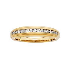 Men's 14k Gold IGL Certified 1/4 Carat T.W. Diamond Wedding Band by