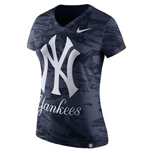 Women's Nike New York Yankees Pattern Dri-FIT Tee