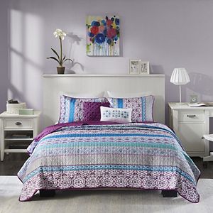 Intelligent Design Adley Coverlet Set