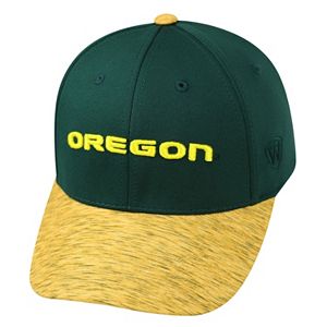 Adult Top of the World Oregon Ducks Lightspeed One-Fit Cap