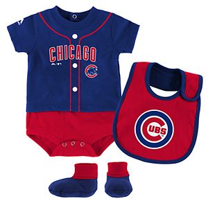 Baby Majestic Chicago Cubs Tiny Player Bodysuit, Bib & Bootie Set