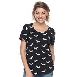 Juniors' Bat Print Graphic Tee