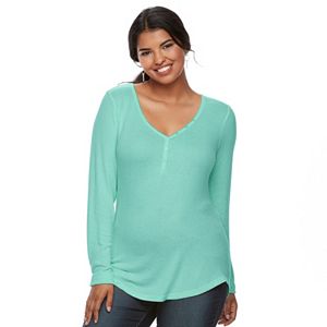 Juniors' Plus Size SO® Solid Henley Top