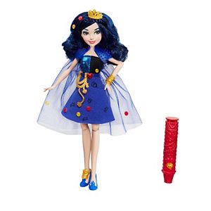 Disney's Descendants Evie's 4 Hearts Fashion Doll