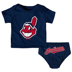 Baby Majestic Cleveland Indians Uniform Tee & Shorts Set