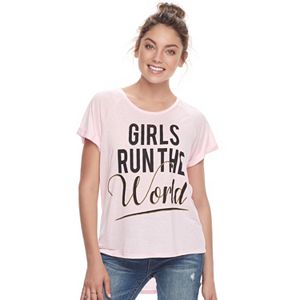 Juniors' Girls Run The World Graphic Tee