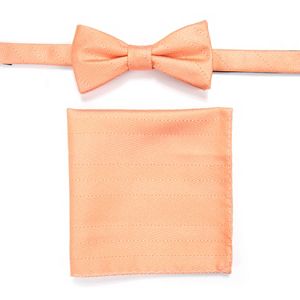 Men's Croft & Barrow® Patterned Pre-Tied Bow Tie & Solid Pocket Square Set
