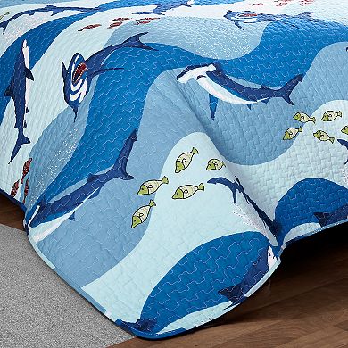 Lush Decor Shark Allover Quilt Set