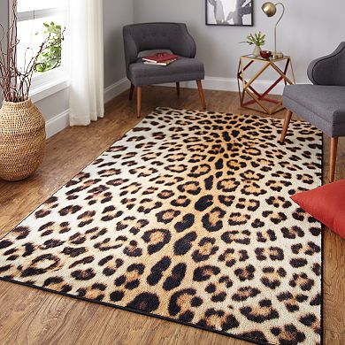 Mohawk® Home Prismatic Cheetah Spots EverStrand Rug