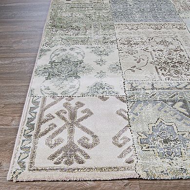 Couristan Easton Camilla Antique Area Rug