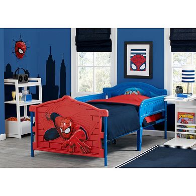 Delta Children Marvel Spider-Man Plastic 3D-Footboard Twin Bed