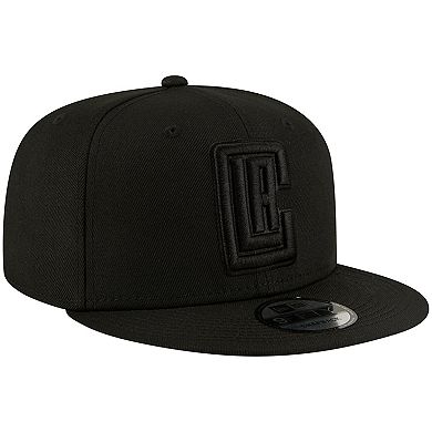 Men's New Era LA Clippers Black On Black 9FIFTY Snapback Hat