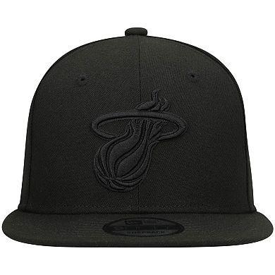 Men's New Era Miami Heat Black On Black 9FIFTY Snapback Hat