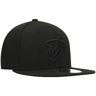 Men's New Era Miami Heat Black On Black 9FIFTY Snapback Hat