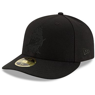 Men's New Era Black Tampa Bay Buccaneers Alternate Logo Black on Black Low Profile 59FIFTY II Fitted Hat