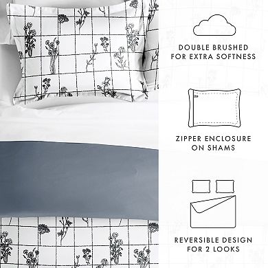 Home Collection Premium Ultra Soft Flower Field Pattern Reversible Duvet Cover Set