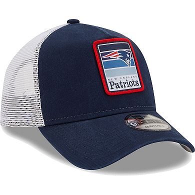 Men's New Era Navy/White New England Patriots Gradient Trucker 9FORTY Snapback Hat