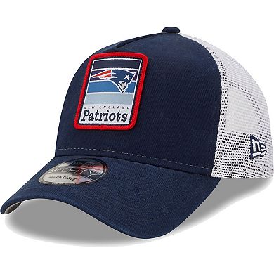 Men's New Era Navy/White New England Patriots Gradient Trucker 9FORTY Snapback Hat