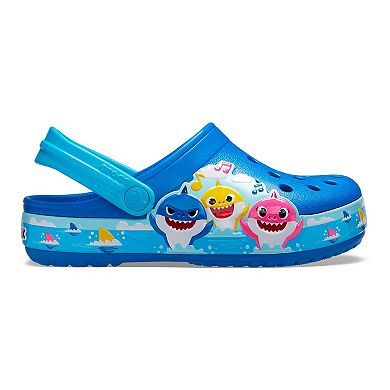 Crocs Fun Lab Baby Shark Band Toddler Boys' Clogs