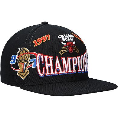 Men's Mitchell & Ness Black Chicago Bulls Hardwood Classics 1997 NBA Champions Snapback Hat