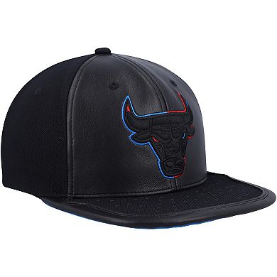 Men's Mitchell & Ness Black Chicago Bulls Day One Snapback Hat