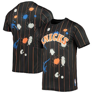 Men's Black New York Knicks Striped Splatter T-Shirt