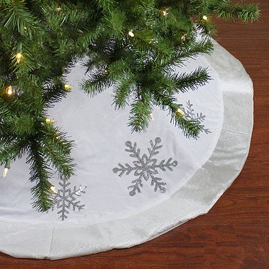 Northlight Embroidered Sequin Snowflakes Christmas Tree Skirt