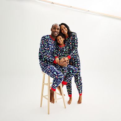 Men's Jammies For Your Families® Get Your Jingle On Microfleece Top and Bottoms Pajama Set