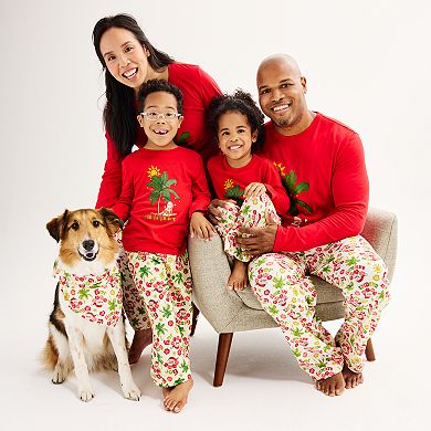 Plus Size Jammies For Your Families® Santa On Holiday Top & Bottoms Pajama Set