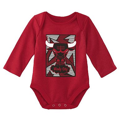 Infant Mitchell & Ness Black/Red Chicago Bulls Hardwood Classics Bodysuits & Cuffed Knit Hat Set