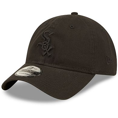 Men's New Era Chicago White Sox Black On Black Core Classic 2.0 9TWENTY Adjustable Hat