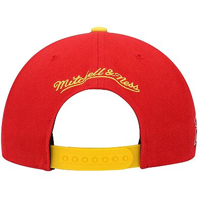 Men's Mitchell & Ness Red/Gold Atlanta Hawks Hardwood Classics Snapback Hat