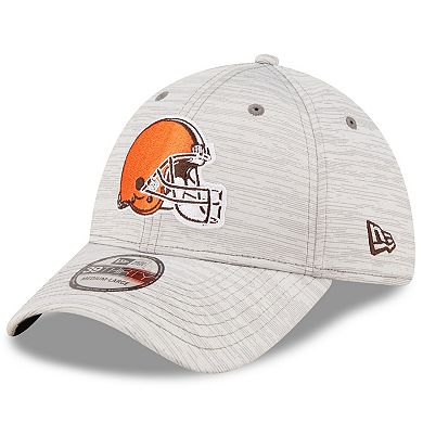 Men's New Era Gray Cleveland Browns 2022 NFL Training Camp Official Coach 39THIRTY Flex Hat