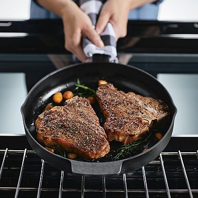 KitchenAid Seasoned Cast-Iron Skillet