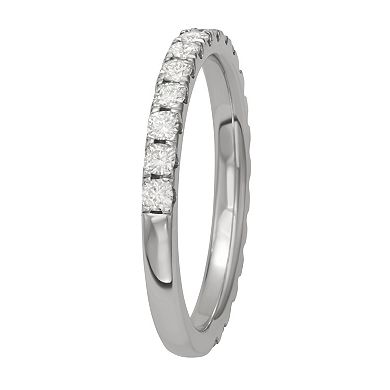 Moissanite Outlet Sterling Silver 1 3/8 Carat T.W. Cushion Moissanite Band