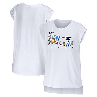 Women's WEAR by Erin Andrews White New England Patriots Greetings From Muscle T-Shirt