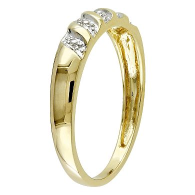 Stella Grace Men's 10k Gold Diamond Illusions Textured Striped Wedding Ring