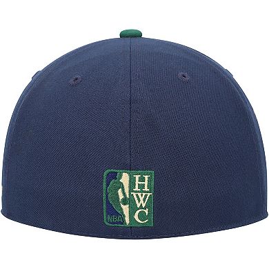 Men's Mitchell & Ness Navy/Green Atlanta Hawks 25 Seasons Hardwood Classics Grassland Fitted Hat