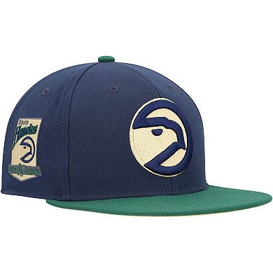 Men's Mitchell & Ness Navy/Green Atlanta Hawks 25 Seasons Hardwood Classics Grassland Fitted Hat