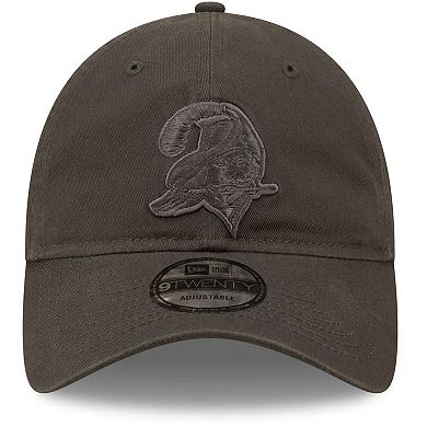 Men's New Era Graphite Tampa Bay Buccaneers Core Classic 2.0 Tonal 9TWENTY Adjustable Hat