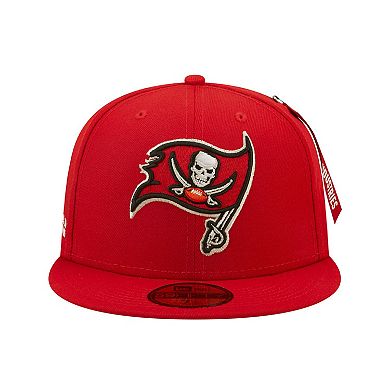 Men's New Era x Alpha Industries Scarlet Tampa Bay Buccaneers Alpha 59FIFTY Fitted Hat