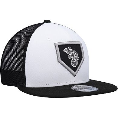 Men's New Era White/Black Oakland Athletics 2022 Clubhouse Trucker 9FIFTY Snapback Hat