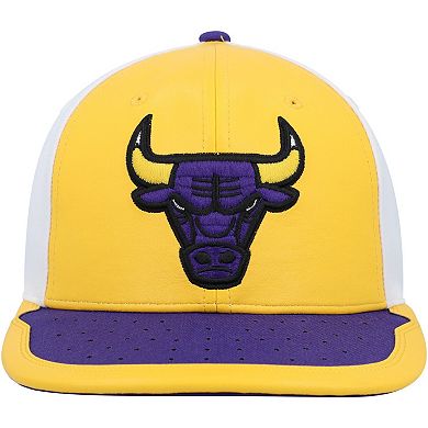 Men's Mitchell & Ness Yellow/Purple Chicago Bulls Day One Snapback Hat