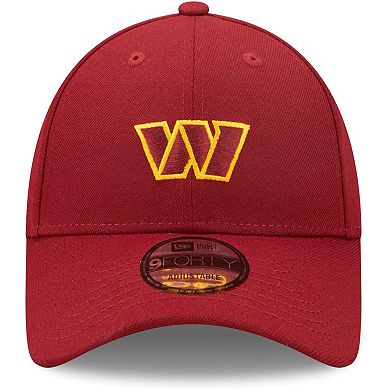 Men's New Era Burgundy Washington Commanders Logo Essential 9FORTY Adjustable Hat