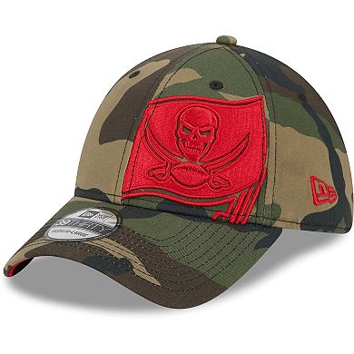 Men's New Era Camo Tampa Bay Buccaneers  Punched Out 39THIRTY Flex Hat